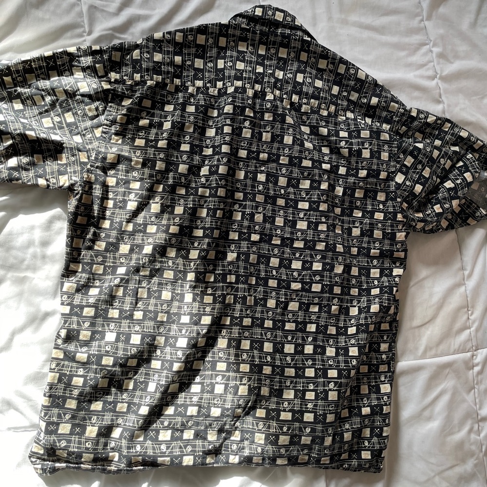 Men’s button down - Picture 4 of 5